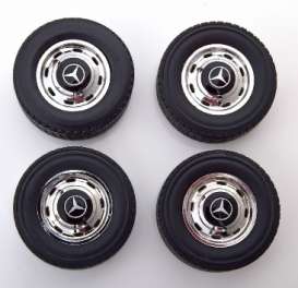 Wheels &amp; tires  - black/chrome - 1:18 - KK - Scale - acc004 - kkdcacc004 | Toms Modelautos