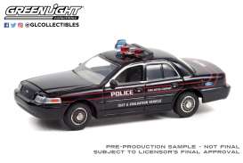 Ford  - Crown Victoria 2001  - 1:64 - GreenLight - 42970D - gl42970D | Toms Modelautos