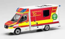 Mercedes Benz Fire Engines - Sprinter red/yellow - 1:87 - Herpa - H095921 - herpa095921 | Toms Modelautos