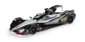 Nissan  - 2018 black/silver - 1:43 - Minichamps - 414180023 - mc414180023 | Toms Modelautos