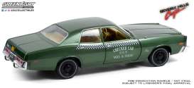 Plymouth  - Fury 1976 green - 1:18 - GreenLight - 19110 - gl19110 | Toms Modelautos