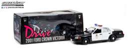 Ford  - Crown Victoria 2001 black/white - 1:24 - GreenLight - 84143 - gl84143 | Toms Modelautos