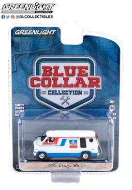 Dodge - B-100 1976 white/blue/red - 1:64 - GreenLight - 35200C - gl35200C | Toms Modelautos Dodge - B-100 1976 white/blue/red - 1:64 - GreenLight - 35200C - gl35200C | Toms Modelautos