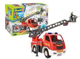 non  - Fire truck  - 1:20 - Revell - Germany - 00819 - revell00819 | Toms Modelautos