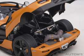 Koenigsegg  - orange/black - 1:18 - AutoArt - 79023 - autoart79023 | Toms Modelautos