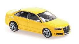 Audi  - RS4 2004 yellow - 1:43 - Maxichamps - 940014600 - mc940014600 | Toms Modelautos