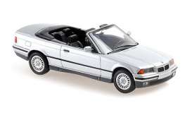 BMW - 3-series 1993 silver metallic - 1:43 - Maxichamps - 940023330 - mc940023330 | Toms Modelautos BMW - 3-series 1993 silver metallic - 1:43 - Maxichamps - 940023330 - mc940023330 | Toms Modelautos