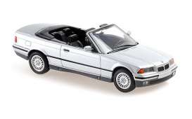 BMW  - 3-series 1993 silver metallic - 1:43 - Maxichamps - 940023330 - mc940023330 | Toms Modelautos