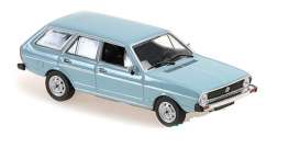 Volkswagen  - Passat Variant 1975 blue - 1:43 - Maxichamps - 940054210 - mc940054210 | Toms Modelautos