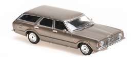 Ford  - Taunus Turnier 1970 grey metallic - 1:43 - Maxichamps - 940081310 - mc940081310 | Toms Modelautos