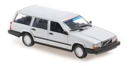 Volvo  - 740 Break 1986 white - 1:43 - Maxichamps - 940171710 - mc940171710 | Toms Modelautos