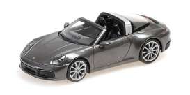 Porsche  - 911 (992) Targa 2020 grey metallic - 1:43 - Minichamps - 410069561 - mc410069561 | Toms Modelautos