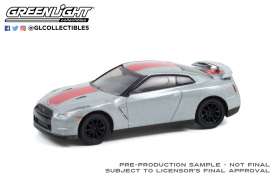 Nissan - GT-R 2016 white/red - 1:64 - GreenLight - 28080D - gl28080D | Toms Modelautos Nissan - GT-R 2016 white/red - 1:64 - GreenLight - 28080D - gl28080D | Toms Modelautos