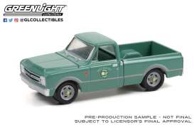 Chevrolet - C-10 Short Bed 1967 green - 1:64 - GreenLight - 30307 - gl30307 | Toms Modelautos Chevrolet - C-10 Short Bed 1967 green - 1:64 - GreenLight - 30307 - gl30307 | Toms Modelautos