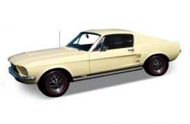 Ford  - 1967 cream - 1:24 - Welly - 22522cr - welly22522cr | Toms Modelautos