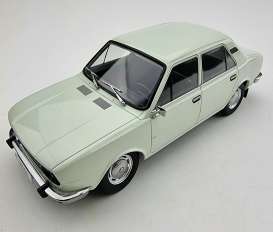 Skoda  - 105L 1976 white - 1:18 - Triple9 Collection - 1800271 - T9-1800271 | Toms Modelautos