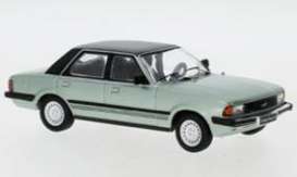 Ford - Taunus Ghia 1983 green metallic - 1:43 - IXO Models - CLC363N - ixCLC363N | Toms Modelautos Ford - Taunus Ghia 1983 green metallic - 1:43 - IXO Models - CLC363N - ixCLC363N | Toms Modelautos