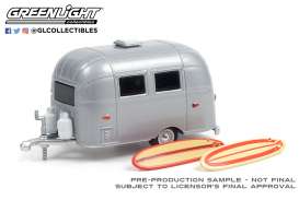 Winnebago  - Winnie Drop silver - 1:64 - GreenLight - 34110F - gl34110F | Toms Modelautos