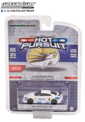 Nissan  - GT-R R35 2014 white/blue - 1:64 - GreenLight - 42980D - gl42980D | Toms Modelautos