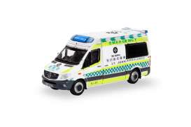 Mercedes Benz - Sprinter facelift white/yellow/green - 1:64 - Tiny Toys - ATC64623 - tinyATC64623 | Toms Modelautos Mercedes Benz - Sprinter facelift white/yellow/green - 1:64 - Tiny Toys - ATC64623 - tinyATC64623 | Toms Modelautos
