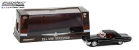 Ford  - Thunderbird 1964 raven black - 1:43 - GreenLight - 86626 - gl86626 | Toms Modelautos