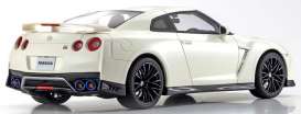 Nissan  - GT-R 2020 white - 1:18 - Kyosho - KSR18044W-B - kyoKSR18044W | Toms Modelautos