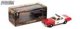 Dodge  - Monaco 1977 red/white - 1:24 - GreenLight - 84106 - gl84106 | Toms Modelautos