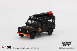 Land Rover  - Defender 110 black - 1:64 - Mini GT - 00158-R - MGT00158rhd | Toms Modelautos