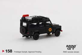 Land Rover  - Defender 110 black - 1:64 - Mini GT - 00158-R - MGT00158rhd | Toms Modelautos