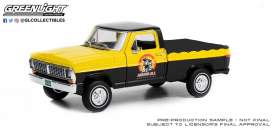 Ford  - F-100 with Bed Cover 1968 yellow/black - 1:24 - GreenLight - 85063 - gl85063 | Toms Modelautos
