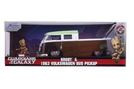 Volkswagen  - Bus Pick-up *Groot* 1963 brown/white/green  - 1:24 - Jada Toys - 31202 - jada31202 | Toms Modelautos