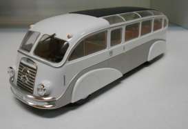 Mercedes Benz  - LO3100 1939 white/silver - 1:72 - Magazine Models - BUSLO3100 - magBUSLO3100 | Toms Modelautos