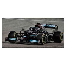 Mercedes Benz Petronas - W12 E Performance 2021 black/red/light green - 1:43 - Minichamps - 410210144 - mc410210144 | Toms Modelautos Mercedes Benz Petronas - W12 E Performance 2021 black/red/light green - 1:43 - Minichamps - 410210144 - mc410210144 | Toms Modelautos