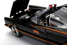 Batman  - Classic TV Series 1966 black/red - 1:18 - Jada Toys - 98625 - jada98625 | Toms Modelautos