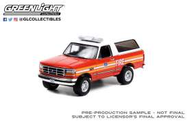 Ford  - Bronco 1996 red/white - 1:64 - GreenLight - 67030E - gl67030E | Toms Modelautos
