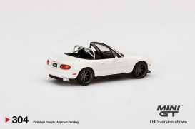 Mazda  - Miata white - 1:64 - Mini GT - 00304-L - MGT00304lhd | Toms Modelautos