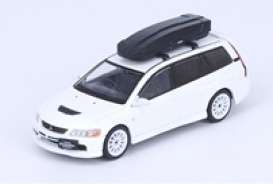 Mitsubishi  - Lancer EVO IX 2006 white pearl - 1:64 - Inno Models - in64-EVO9W-WHP - in64EVO9WWHP | Toms Modelautos