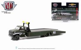 Chevrolet  - C60 Flatbed Truck 1968 green/black - 1:64 - M2 Machines - 39100HS01 - M2-39100HS01 | Toms Modelautos