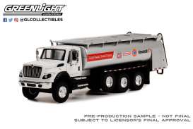 International  - WorkStar 2018 white/blue - 1:64 - GreenLight - 45150B - gl45150B | Toms Modelautos