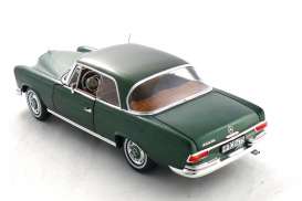 Mercedes Benz  - 250 SE 1965 green - 1:18 - Norev - 183764 - nor183764 | Toms Modelautos