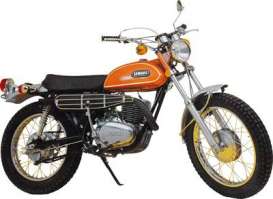 Yamaha  - 250 DT-1 orange/black - 1:12 - Revell - Germany - 07941 - revell07941 | Toms Modelautos