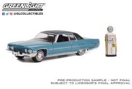 Cadillac  - Coupe 1972 blue - 1:64 - GreenLight - 97130A - gl97130A | Toms Modelautos