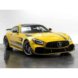 Mercedes Benz  - AMG GT R Pro 2020 yellow - 1:43 - Minichamps - 410039221 - mc410039221 | Toms Modelautos