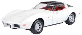 Corvette - 1979 white - 1:24 - Motor Max - 73244 - mmax73244w | Toms Modelautos Corvette - 1979 white - 1:24 - Motor Max - 73244 - mmax73244w | Toms Modelautos
