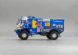 Kamaz  - 2018 blue/white - 1:43 - Spark - 243271 - spa243271 | Toms Modelautos