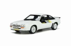 Opel  - Manta B 1982 white - 1:18 - OttOmobile Miniatures - 921 - otto921 | Toms Modelautos