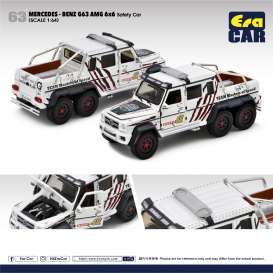 Mercedes Benz - AMG 6x6 Safety Car 2014 white/black - 1:64 - Era - MB216x6RN63 - EraMB216x6RN63 | Toms Modelautos Mercedes Benz - AMG 6x6 Safety Car 2014 white/black - 1:64 - Era - MB216x6RN63 - EraMB216x6RN63 | Toms Modelautos