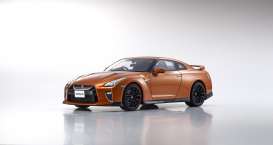 Nissan  - GT-R  2020 orange - 1:18 - Kyosho - KSR18044P - kyoKSR18044Po | Toms Modelautos
