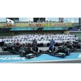 Mercedes Benz  - W12 E 2021 black/silver/turquoise - 1:43 - Spark - S7860 - spas7860 | Toms Modelautos