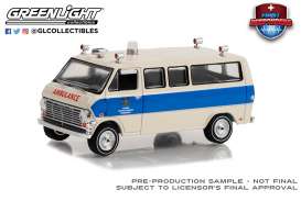 Ford  - Econoline Ambulance 1969 blue/white - 1:64 - GreenLight - 67040A - gl67040A | Toms Modelautos